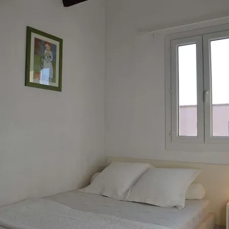 Maison 2 Pieces Avec Mezzanine, Acces Direct Plage, Terrasse, Parking, 6 Couchages, Animaux Acceptes. - Fr-1-229d-124