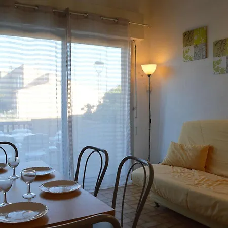Maison 2 Pieces Avec Mezzanine, Acces Direct Plage, Terrasse, Parking, 6 Couchages, Animaux Acceptes. - Fr-1-229d-124 Saint-Pierre-la-Mer (Aude)