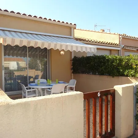 Maison 2 Pieces Avec Mezzanine, Acces Direct Plage, Terrasse, Parking, 6 Couchages, Animaux Acceptes. - Fr-1-229d-124 Holiday home *